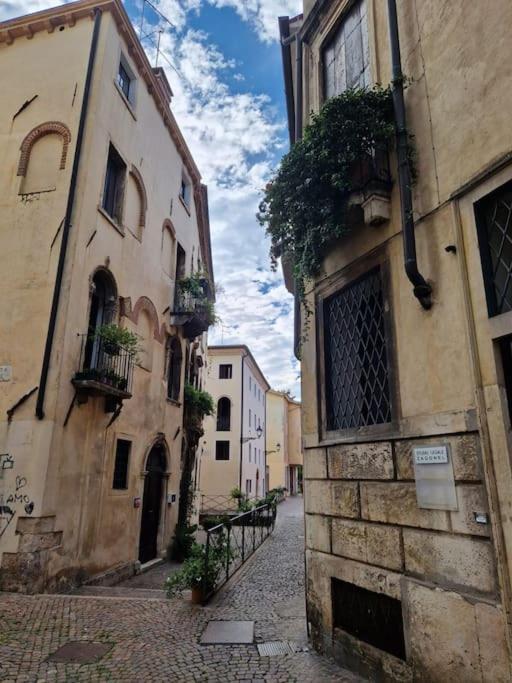 Altea'S Sweet Home In Piazza,Basilica Palladiana فيتشنزا المظهر الخارجي الصورة